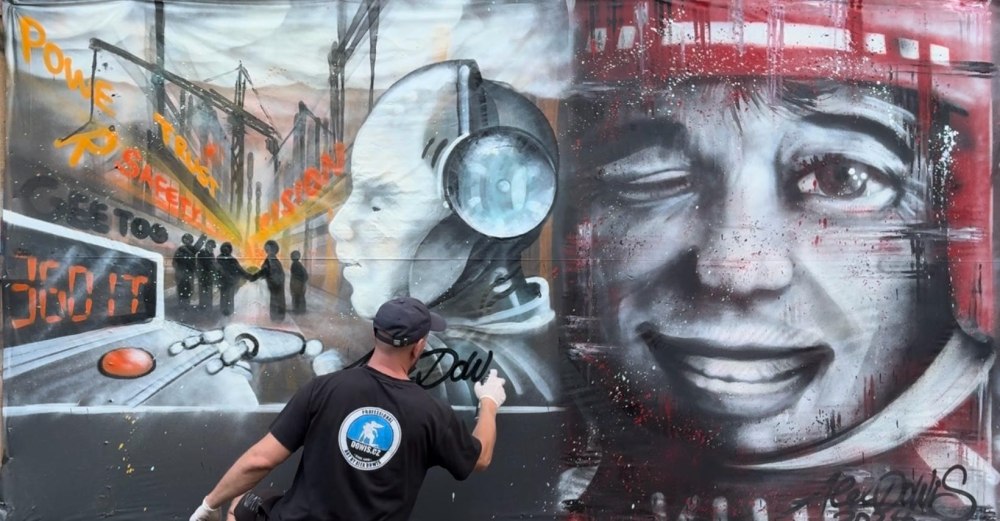 Graffiti: perfecting his spraying techniques over the years was essential for Alex Dowis' versatile artistic career.