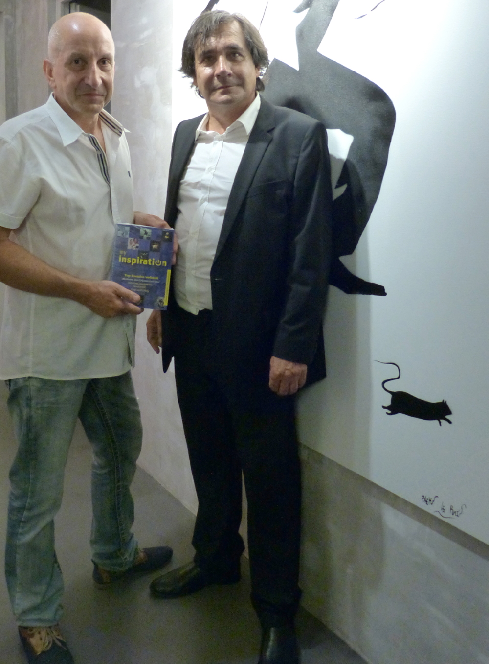 Divine Spark founder Thomas Hammerl meeting Blek le Rat at Galerie Kronsbein, Munich, 15.09.2016