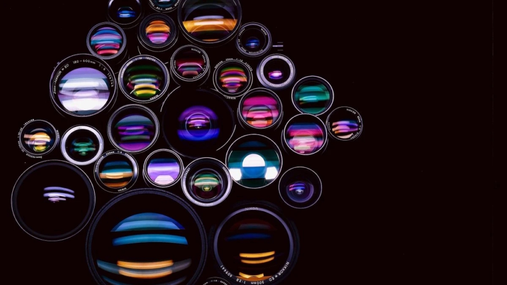 Hans Hansen also focused tastefully on Nikon's camera lenses for an ad campaign.