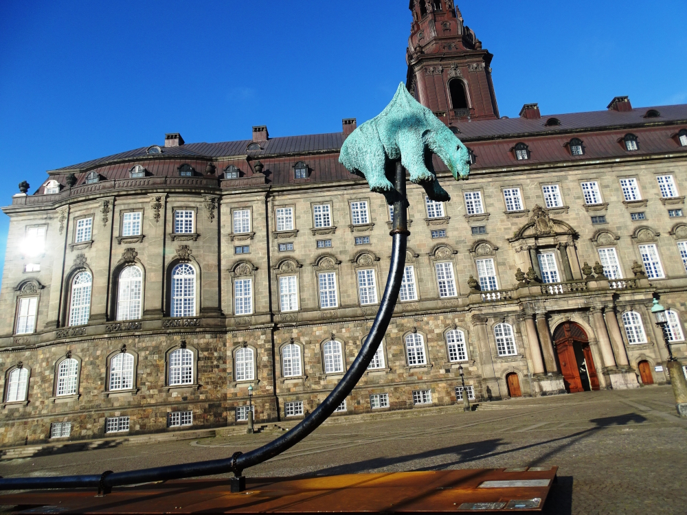 'Unbearable': sculpture depicting a polar bear impaled on a graph of the world's CO2 emissions, from year 0 to year 2015. The visually striking sculpture serves as a powerful symbol of how human activities impact the global climate and seeks to remind the public of its responsibility towards future generations