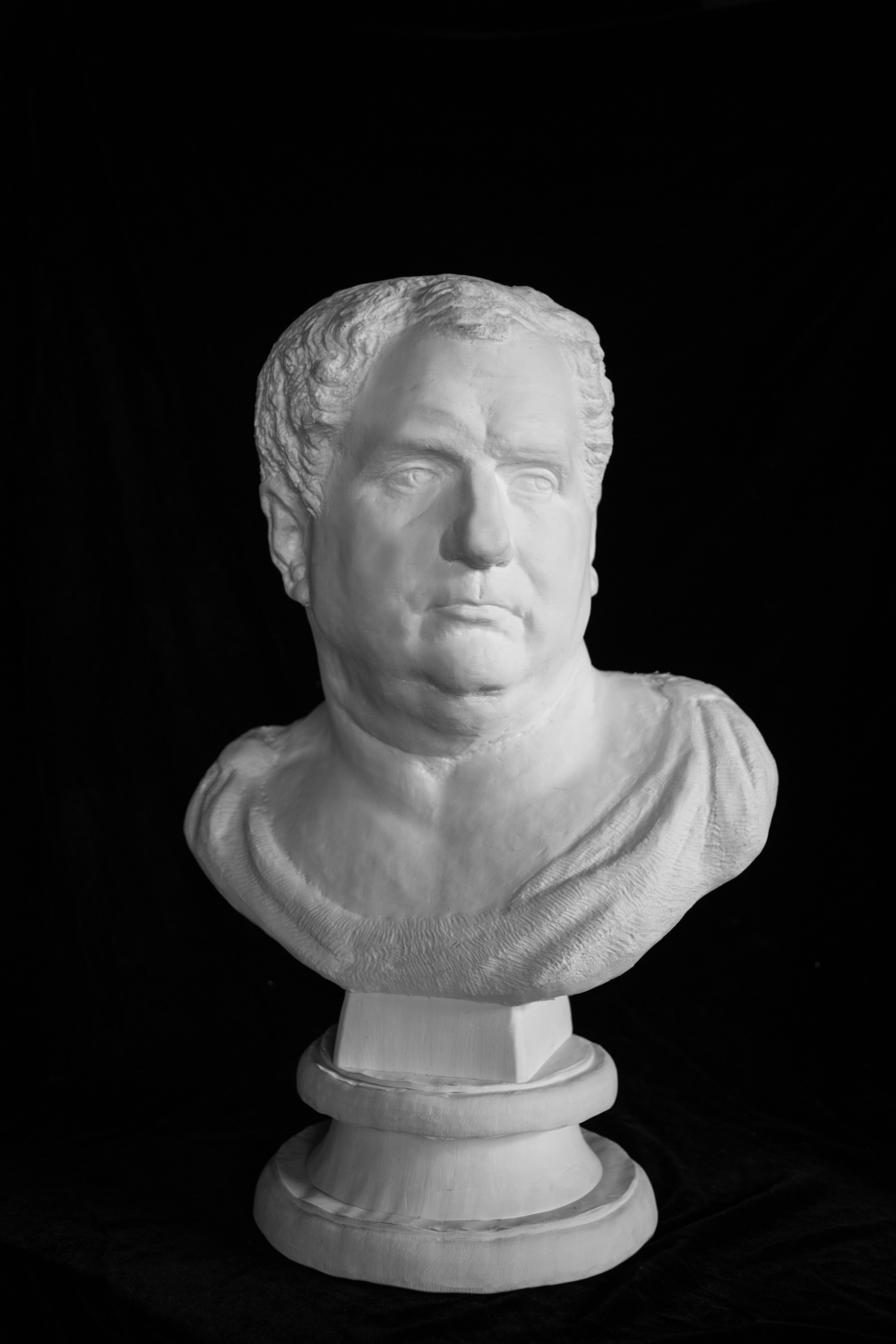 Bust of Vitellius, paper, 60x40x30cm, 2018
