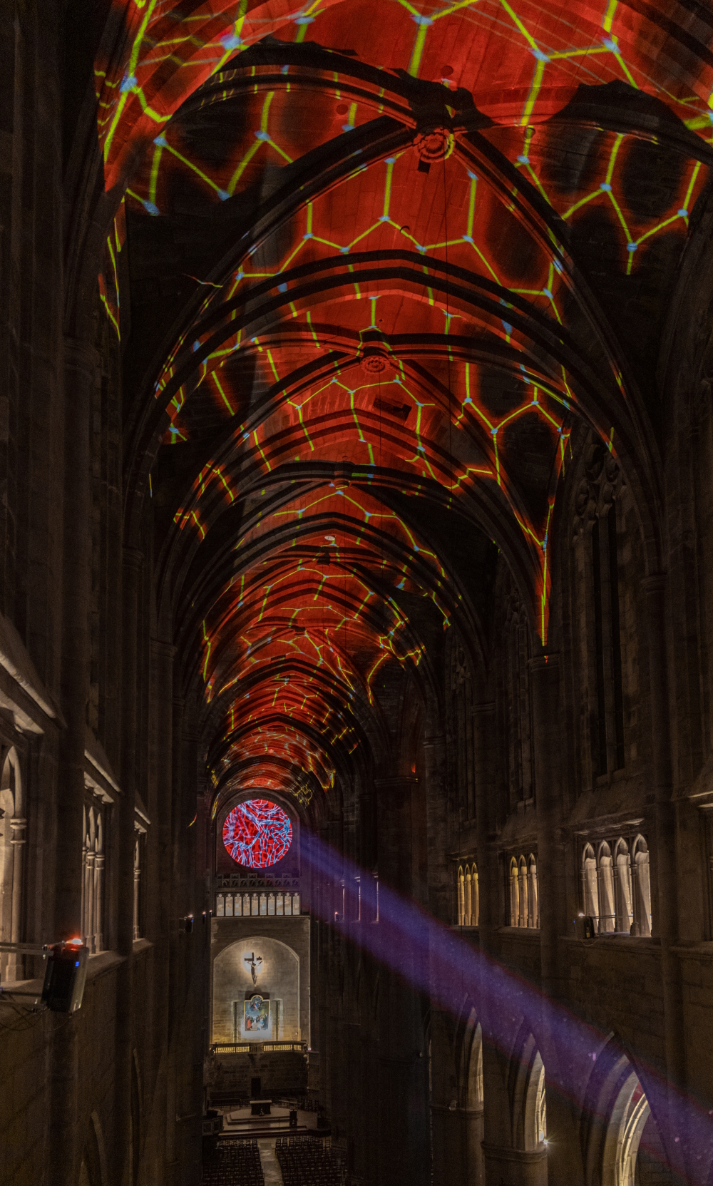 Digital Supernova (2019) - Generative virtual reality installation in Notre-Dame Cathedral, Rodez (France).